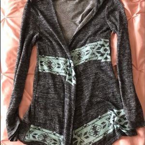 Light weight sweater